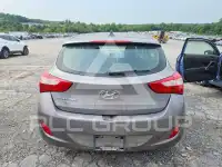 2013 Hyundai Elantra photo