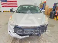 2013 Hyundai Elantra фото