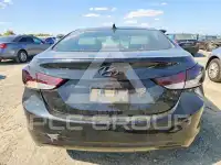 2013 Hyundai Elantra photo