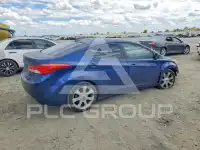 2013 Hyundai Elantra photo