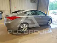 2013 Hyundai Elantra фото