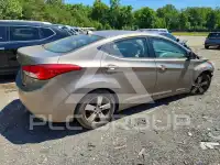 2013 Hyundai Elantra фото