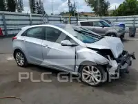 2013 Hyundai Elantra photo