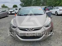 2013 Hyundai Elantra photo
