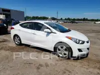 2013 Hyundai Elantra photo