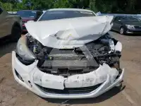 2013 Hyundai Elantra photo