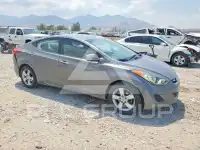 2013 Hyundai Elantra фото