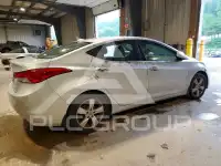 2013 Hyundai Elantra фото