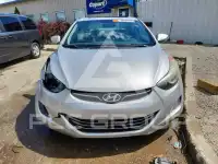 2013 Hyundai Elantra photo