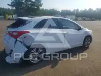 2013 Hyundai Elantra photo