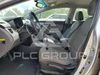2013 Hyundai Elantra photo