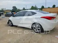 2013 Hyundai Elantra photo