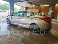2013 Hyundai Elantra photo