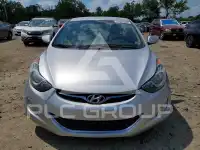 2013 Hyundai Elantra photo
