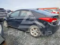 2013 Hyundai Elantra фото