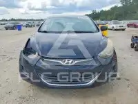 2013 Hyundai Elantra photo