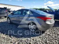 2013 Hyundai Elantra фото