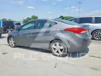 2013 Hyundai Elantra photo