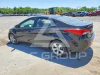 2013 Hyundai Elantra photo
