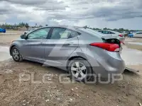 2013 Hyundai Elantra photo