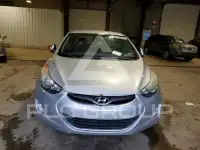 2013 Hyundai Elantra фото