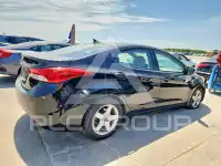 2013 Hyundai Elantra photo