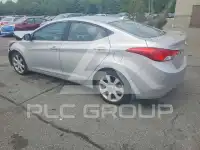 2013 Hyundai Elantra photo