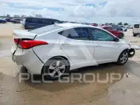 2013 Hyundai Elantra photo