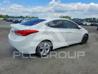 2013 Hyundai Elantra photo