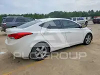 2013 Hyundai Elantra photo