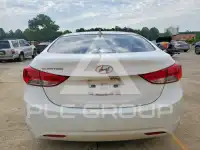 2013 Hyundai Elantra photo