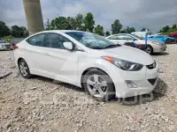 2013 Hyundai Elantra photo