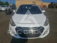2013 Hyundai Elantra photo