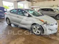 2013 Hyundai Elantra фото