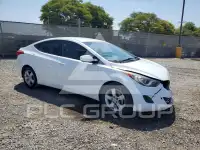 2013 Hyundai Elantra photo