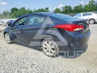 2013 Hyundai Elantra фото