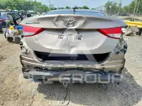 2013 Hyundai Elantra фото