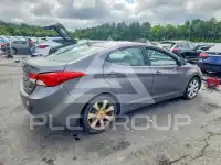 2013 Hyundai Elantra фото