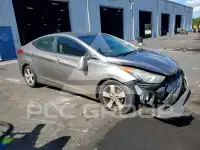 2013 Hyundai Elantra photo