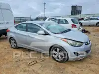 2013 Hyundai Elantra photo