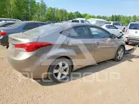 2013 Hyundai Elantra фото