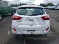 2013 Hyundai Elantra photo