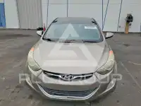 2013 Hyundai Elantra photo