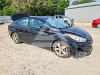 2013 Hyundai Elantra photo