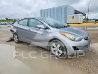 2013 Hyundai Elantra photo