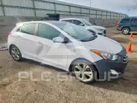2013 Hyundai Elantra photo