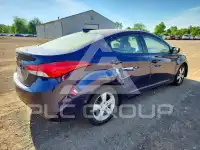 2013 Hyundai Elantra photo