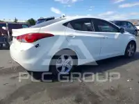 2013 Hyundai Elantra фото