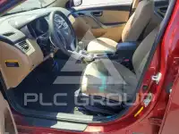 2013 Hyundai Elantra photo