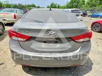 2013 Hyundai Elantra фото